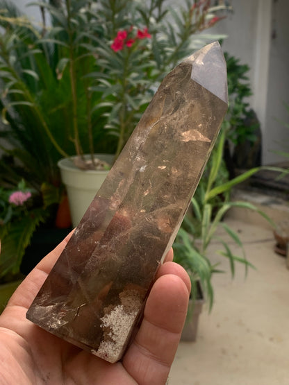 Cristal de roche fumé/ Quartz fumé, pointe laser de 160 x 50 x 44 mm - 446 grammes. Magnifique pièce pour exposition, lithothérapie, collection !