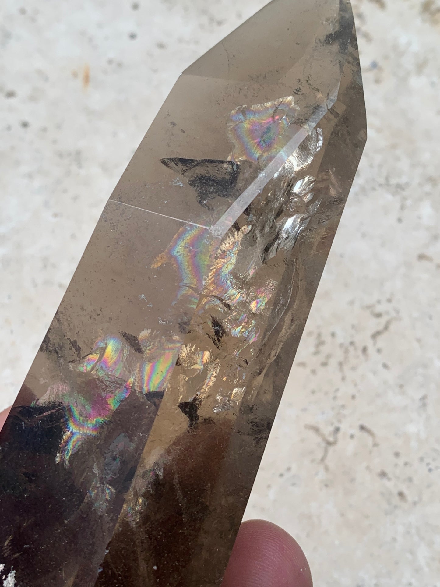 Cristal de roche fumé/ Quartz fumé, pointe laser de 160 x 50 x 44 mm - 446 grammes. Magnifique pièce pour exposition, lithothérapie, collection !
