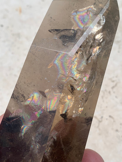 Cristal de roche fumé/ Quartz fumé, pointe laser de 160 x 50 x 44 mm - 446 grammes. Magnifique pièce pour exposition, lithothérapie, collection !
