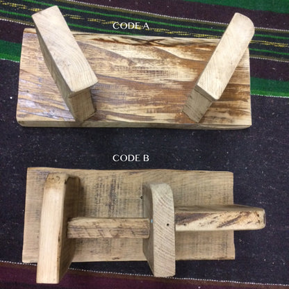 Banc de méditation en bois (Chêne), modèle de 48 x 20 centimètres de hauteur, parfait pour la méditation et même en décoration ! Fabriquer par Gem & Zen, chaque pièce est monter à la main, en France !