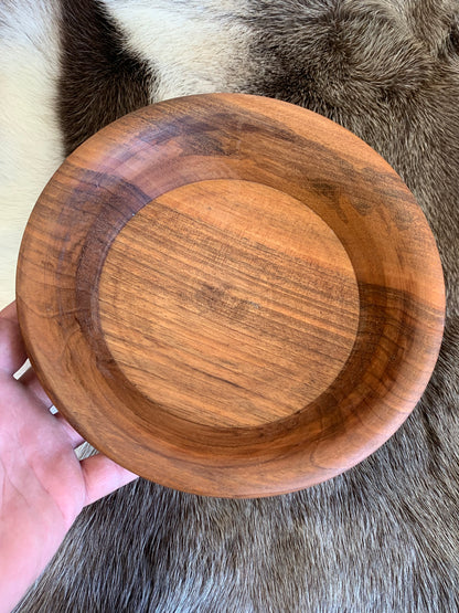 Plat de présentation de style 'Calice' en bois avec ou sans gravure de Runes, 2 tailles au choix. Fait main en France (19), très belle qualité, magnifiques pièces !