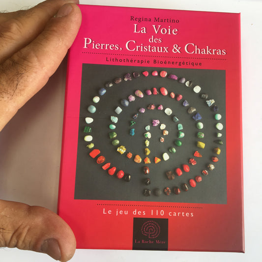 110-card tarot deck, 'The Way of Stones, Crystals &amp; Chakras', by Regina Martino. Perfect for learning lithotherapy for yourself and others!