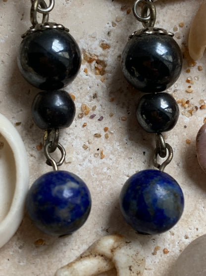 Boucles d'oreilles, collection '2 perles + 1 articulée', fait main par G & Z, en Argent, laiton argenté ou Plaqué Or (au choix), avec perles de qualité AA à AAA ! Choisissez vos perles et composez une paire à votre goût !