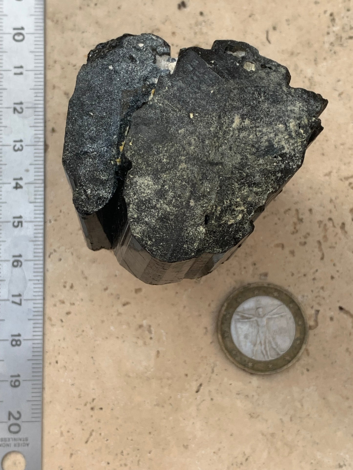 Black tourmaline, natural specimen measuring 65 x 52 x 50 mm - 246.2 grams. A very beautiful tourmaline block! 