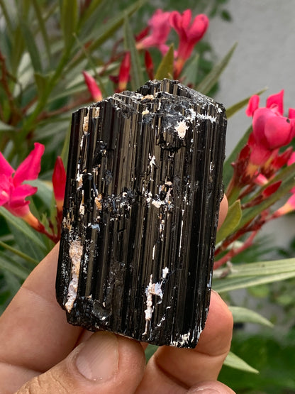 Black tourmaline, natural specimen measuring 65 x 49 x 45 mm - 248.2 grams. A very beautiful tourmaline block! 