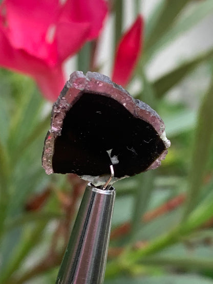 Tourmaline melon d'eau/ pastèque, 18mm x 16 x 4 - 10 carats. Parfait en bijouterie, collection ,exposition...