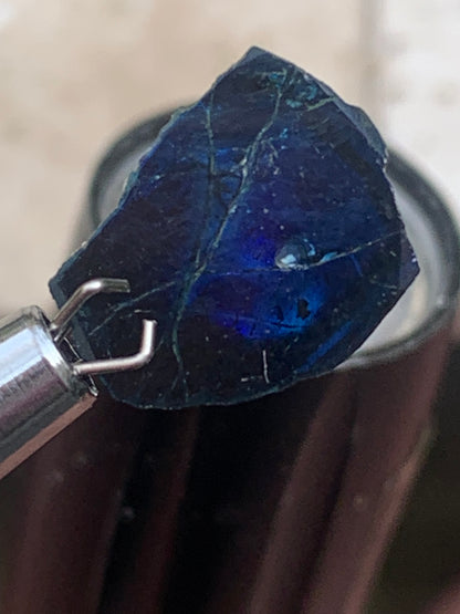 Tourmaline/ Indicolite, de 14mm x11 x 3 environ - 4,5 carats. Parfait en bijouterie, collection ,exposition...