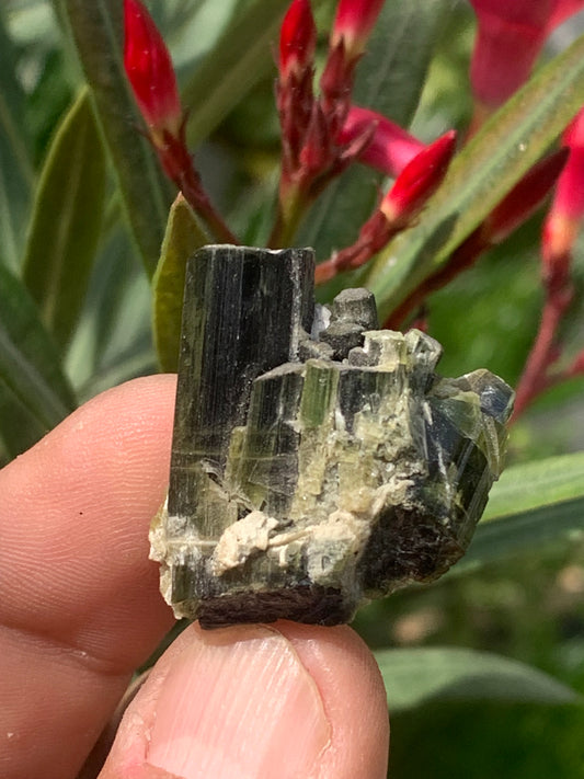 Green Tourmaline/Verdelite, natural crystal twin, 30 x 30 x 20 mm - 15.9 grams. Magnificent little piece! 