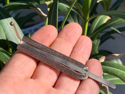 Timartsev Jew's harp from the Altai Mountains of Russia. 'Pro' models, very durable! 3 tunings to choose from - Length 6.5 cm, width 3.0 cm - Easy to play!
