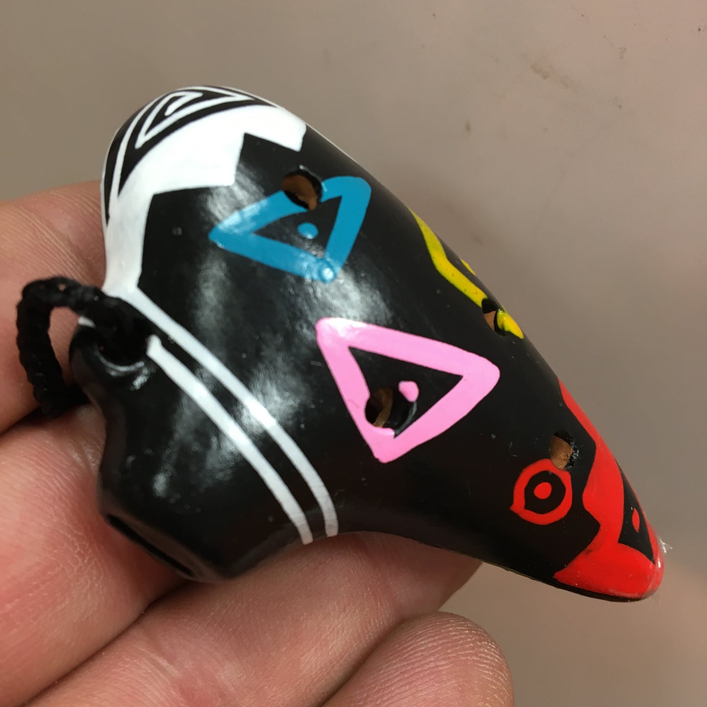 Terracotta ocarina with typical Peruvian designs... 3 models to choose from! Sounds to travel, soft and deep like the earth!