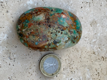 Chrysocolle, superbe galet naturel et poli du Pérou. Parfait pour la lithothérapie, collection ou la bijouterie !
