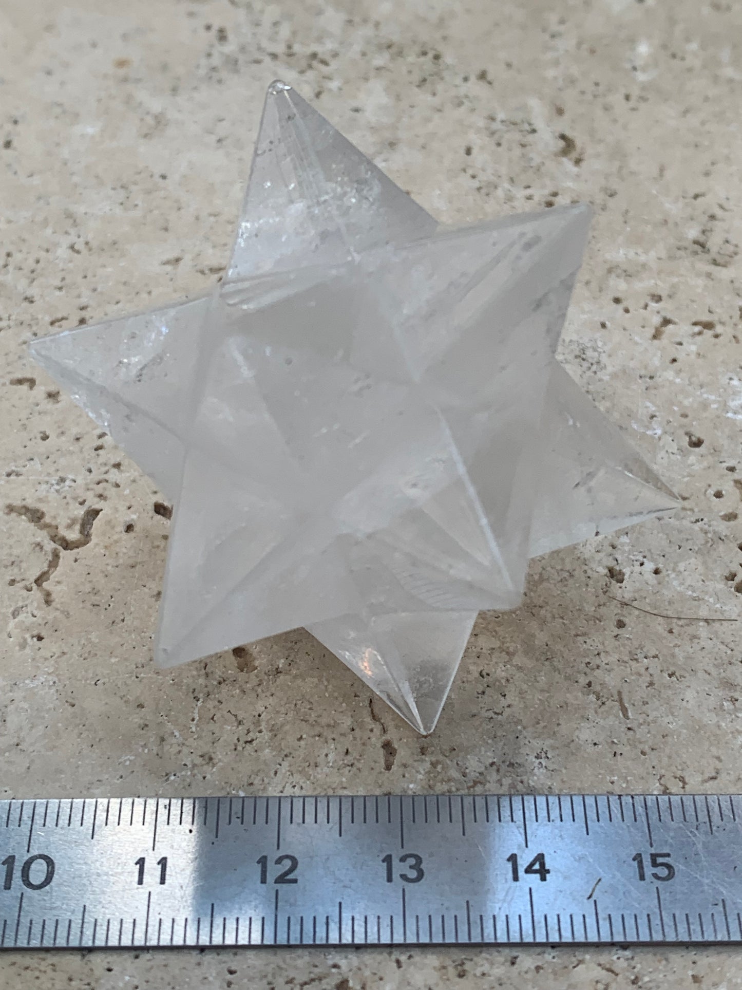 Étoile de Sirius (12 branches) en cristal de roche (quartz). Ø 55mm de diamètre- 72 grammes !