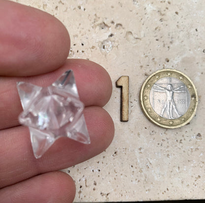 Rock crystal mercabah, 8-pointed star, size S to XL, sold individually. Piece dimensions: approximately 1.5 to 6 cm. Grade A to AAA! Perfect for studying sacred geometry and its applications! 