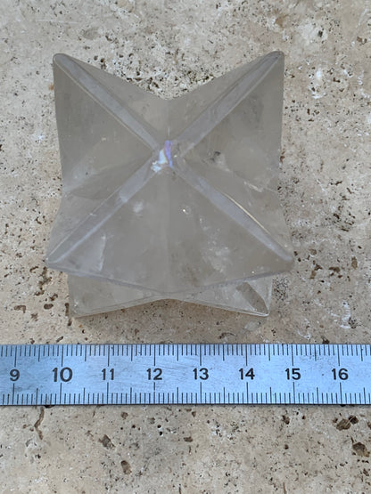 Mercaba/ Mercabah/ Merkabah (étoile à 8 branches), en cristal de roche. De 44x44x44mm - 137,7 grammes. Qualité A à AAA !