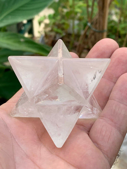Mercaba/ Mercabah/ Merkabah (étoile à 8 branches), en cristal de roche. De 44x44x44mm - 137,7 grammes. Qualité A à AAA !