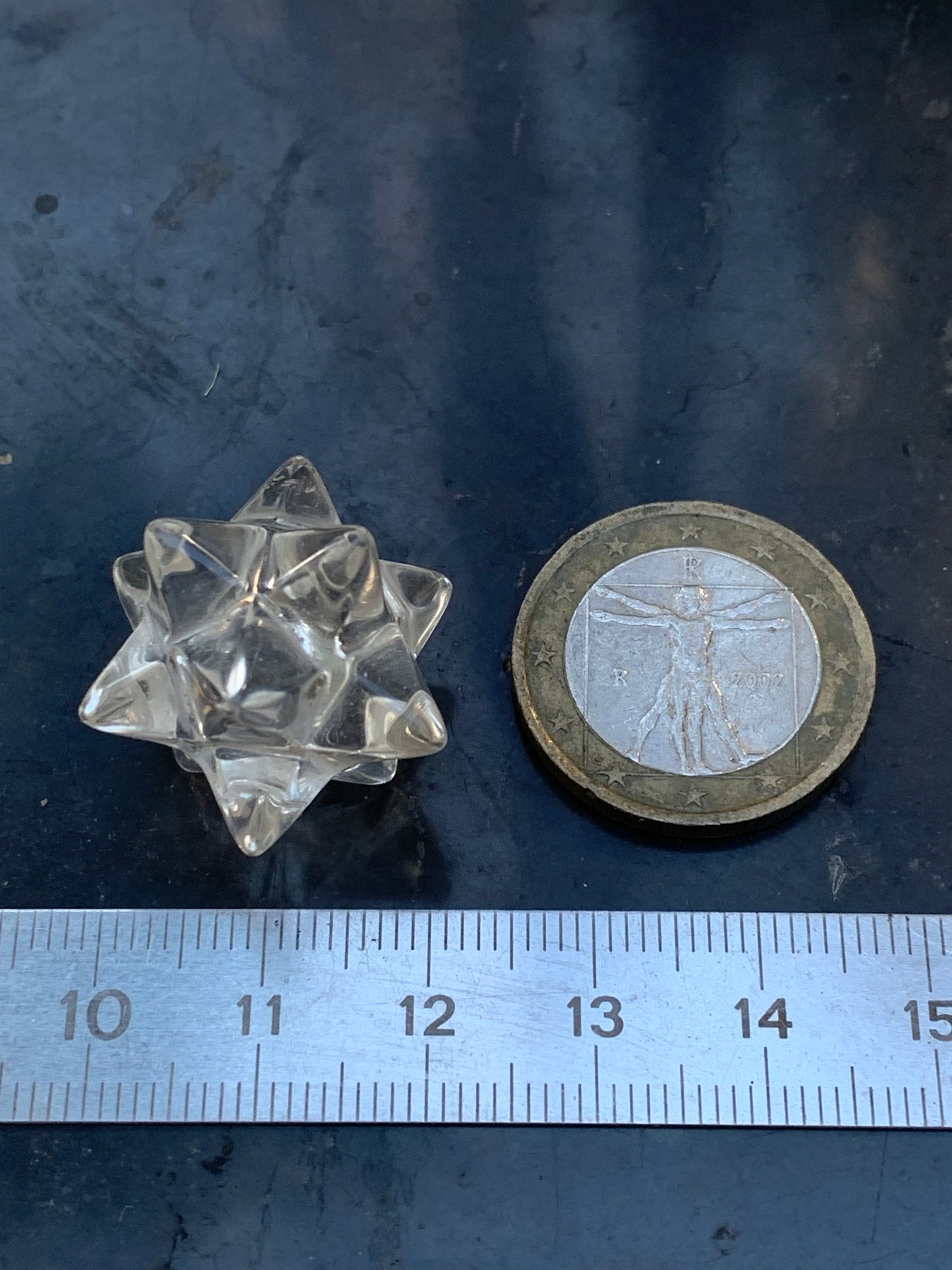 Étoile de Sirius (12 branches) en cristal de roche (quartz). Ø 25mm de diamètre - 8,10 grammes !