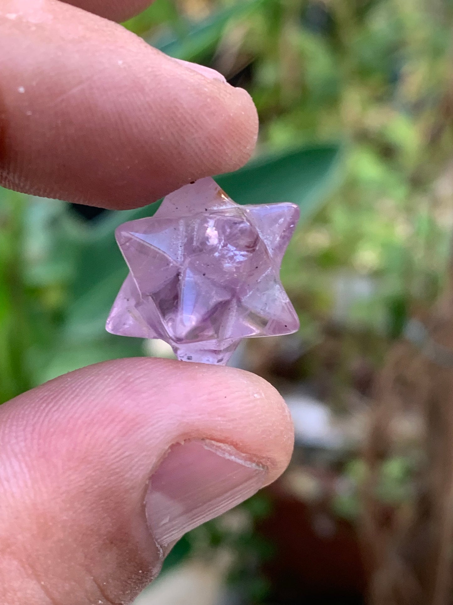 Etoile de Sirius (12 branches), 3 pierres au choix : Améthyste, Quartz rose ou Cristal de roche. De 15 à 85 millimètres. Très belle qualité !