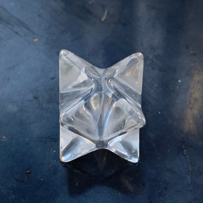 Mercaba/ Mercabah/ Merkabah (étoile à 8 branches), en Cristal de roche (quartz). De 15x15x15mm - 5 grammes. Qualité A à AAA !