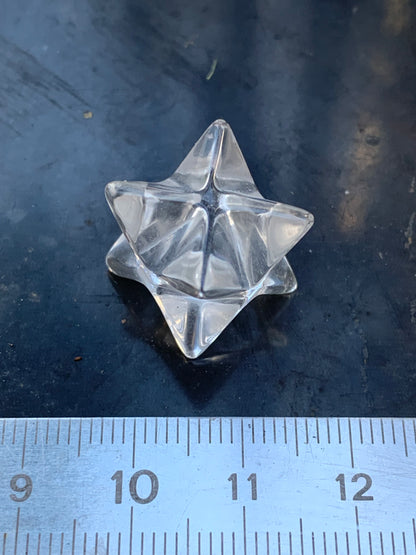 Mercaba/ Mercabah/ Merkabah (étoile à 8 branches), en Cristal de roche (quartz). De 15x15x15mm - 5 grammes. Qualité A à AAA !