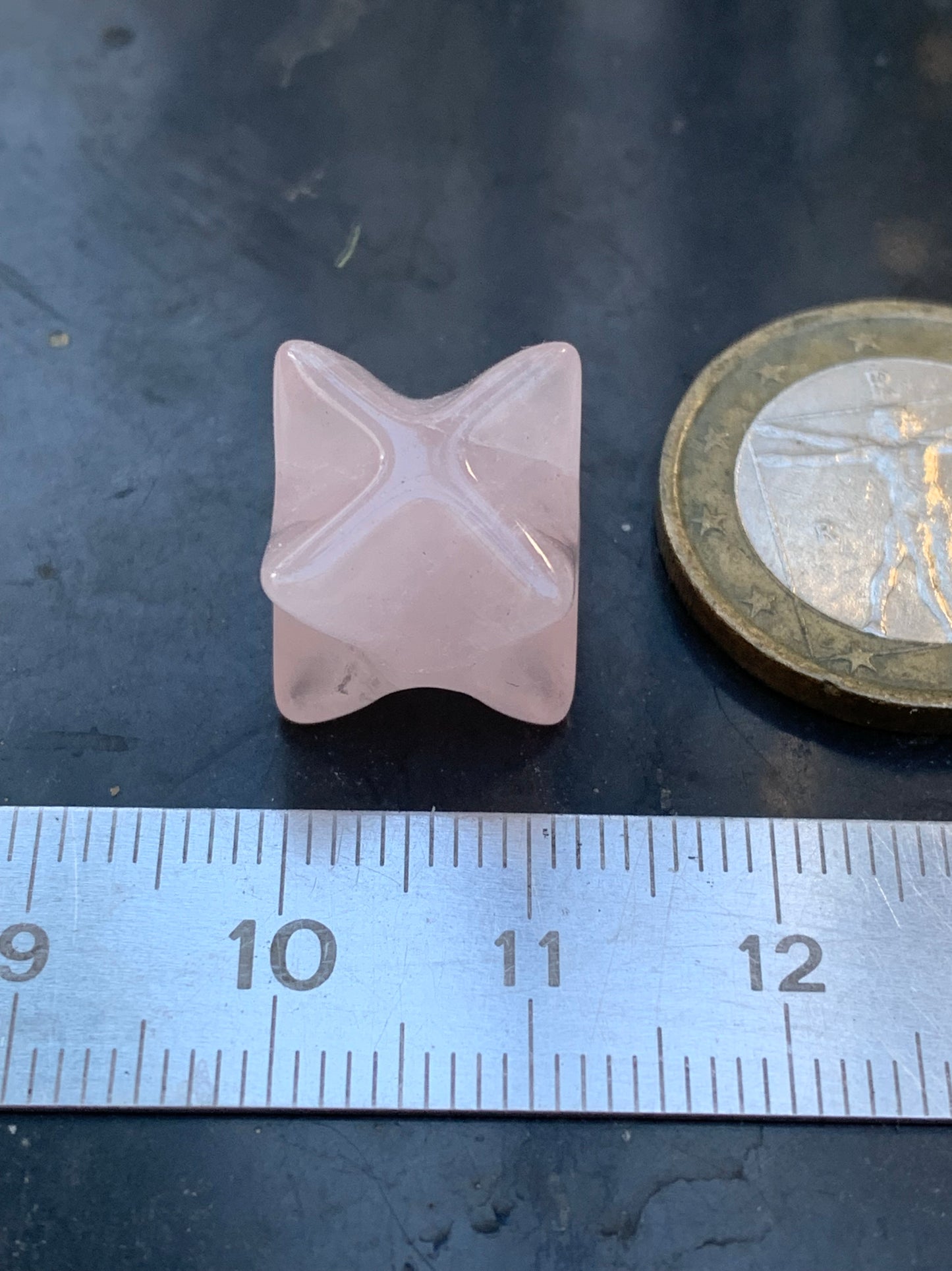 Mercaba/ Mercabah/ Merkabah (étoile à 8 branches), en Quartz rose. De 12x12x12mm - 3,7 grammes. Qualité A à AAA !