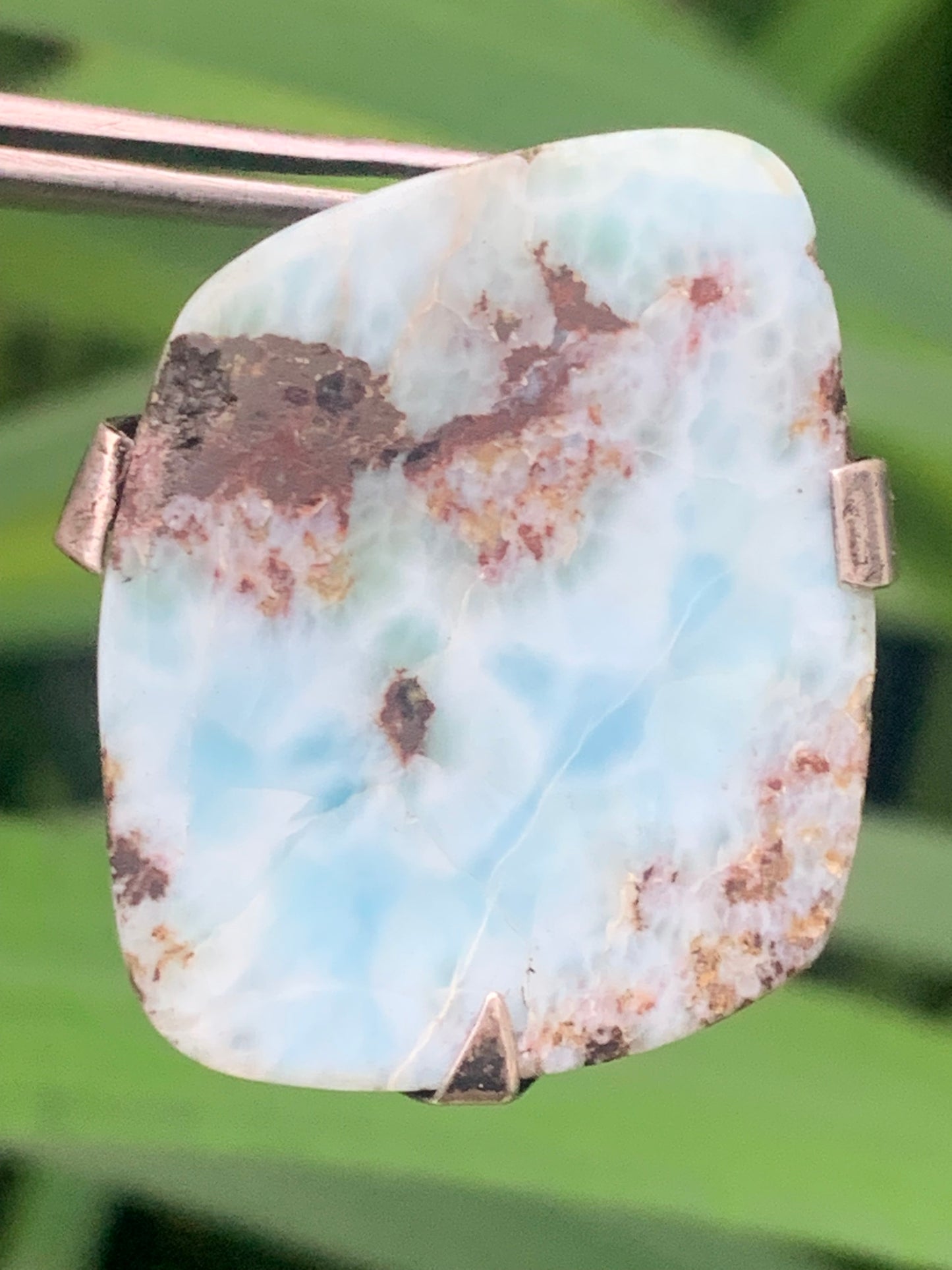 Larimar, pendentif en Argent de 32 mm de hauteur x 27 de largeur x 8 d'épaisseur. Vendu avec cordon réglable de couleur noire offert !