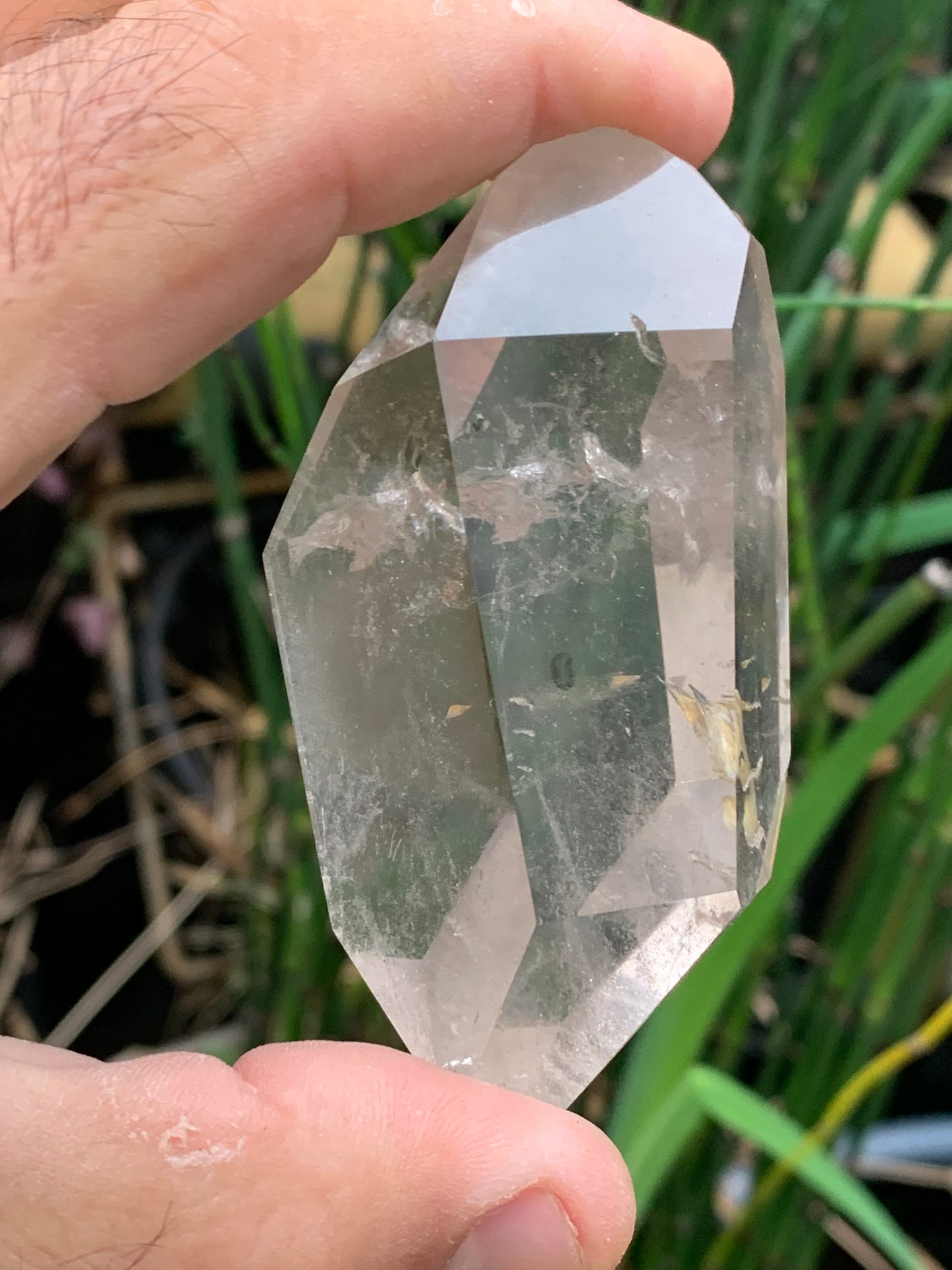 Cristal de roche fumé/ Quartz fumé, pointe bi-déterminée naturelle de 83x43x33 mm - 148,8 gr., très belle qualité, très belle pureté !