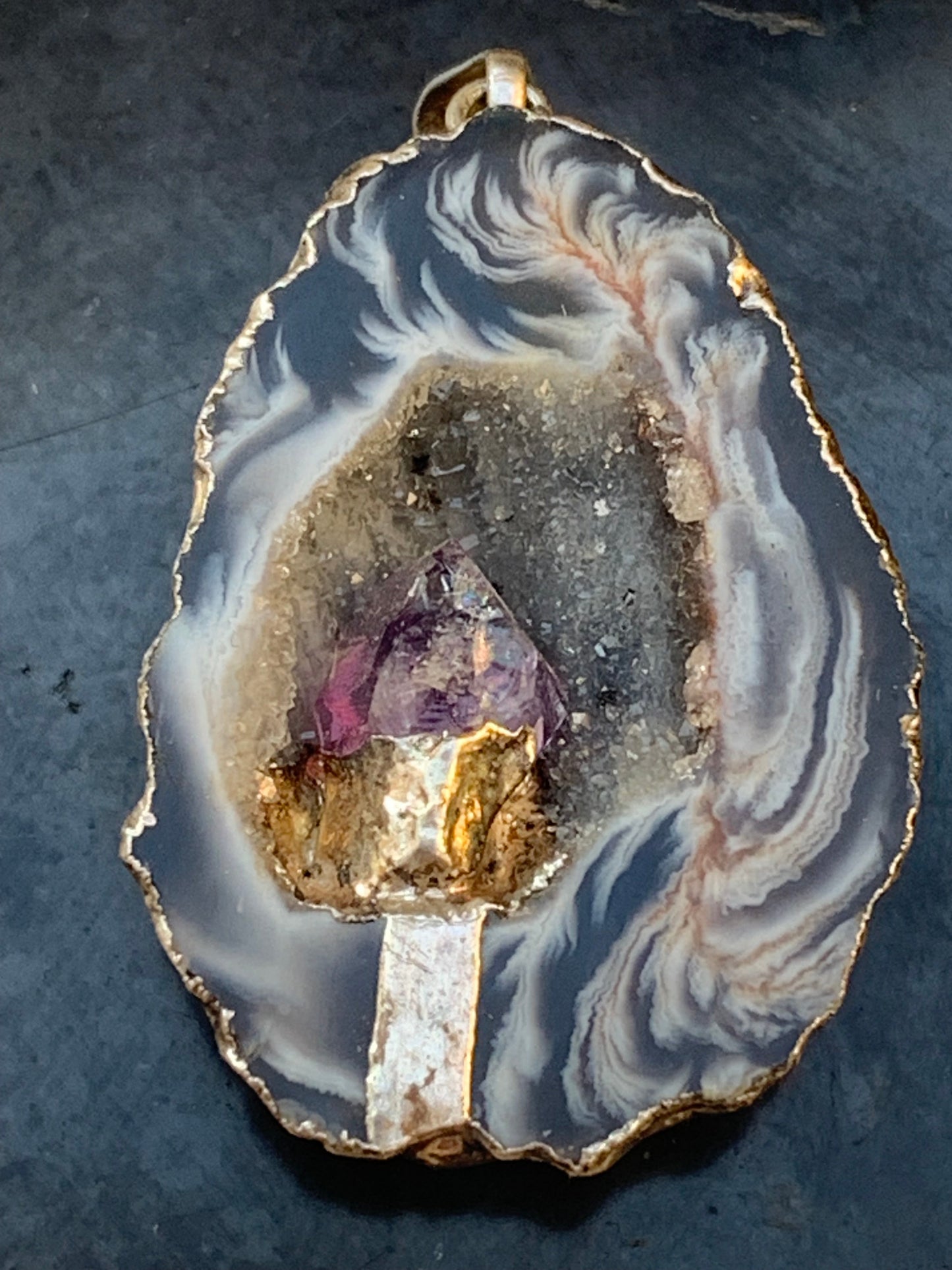 Amethyst and Agate, 'mini-geode' pendant called 'géodinhos', 42mm high x 24 wide x 12 thick. Sold with adjustable black cord!