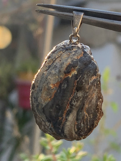 Amethyst and Agate, 'mini-geode' pendant called 'géodinhos', 42mm high x 24 wide x 12 thick. Sold with adjustable black cord!