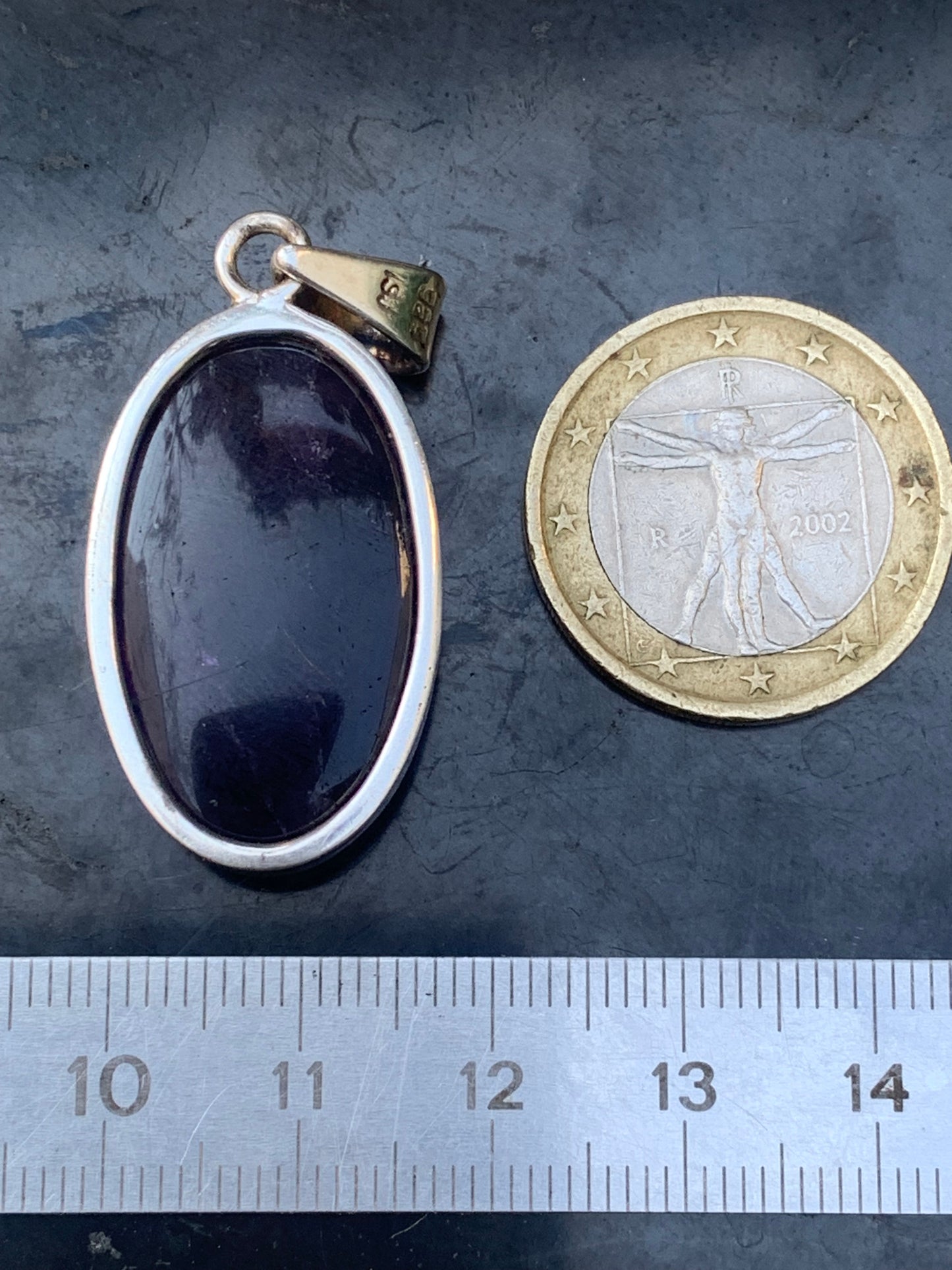 Amethyst, superb silver pendant measuring 42 mm high x 19 mm wide x 10 mm thick. Sold with a free adjustable black cord!