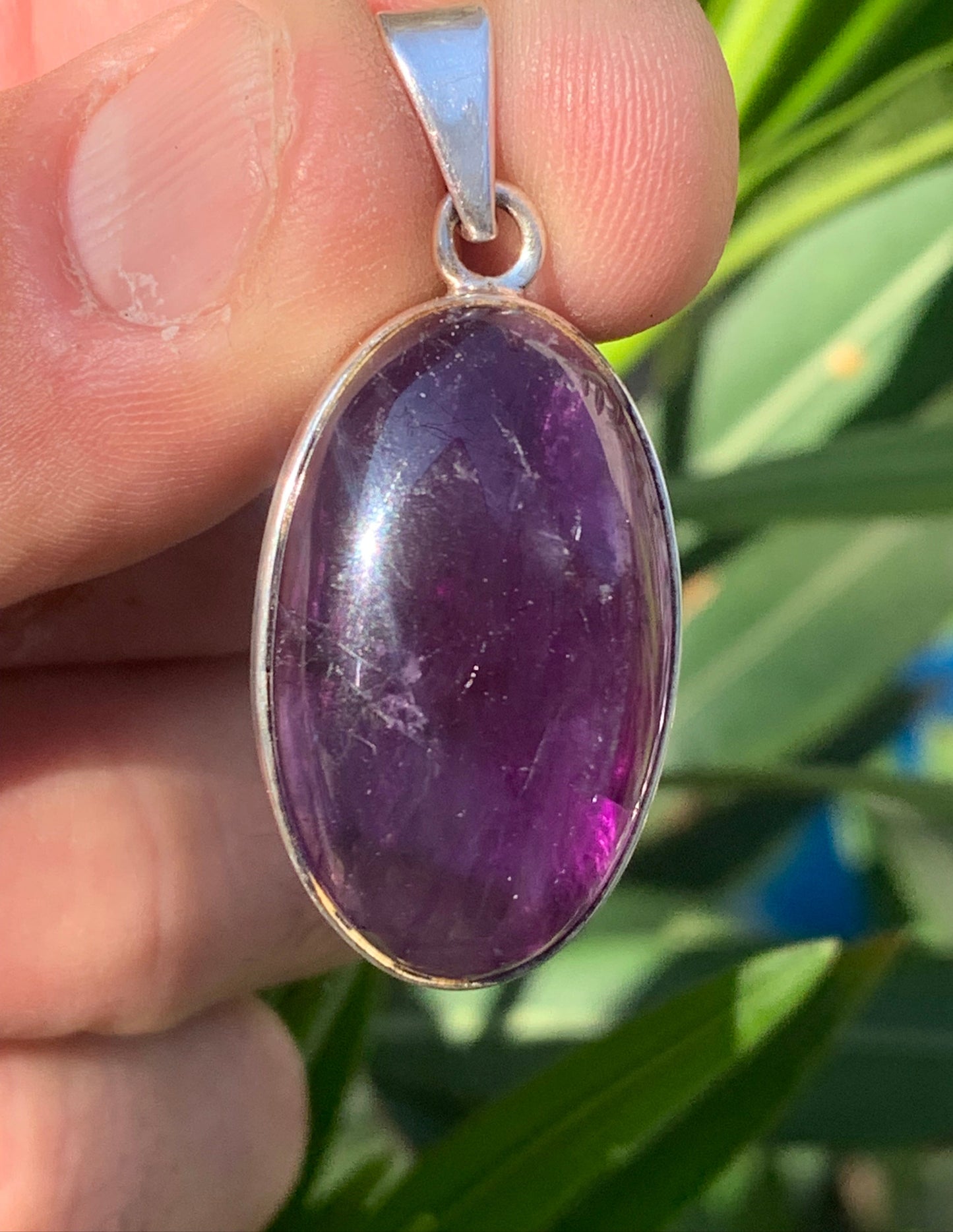Amethyst, superb silver pendant measuring 42 mm high x 19 mm wide x 10 mm thick. Sold with a free adjustable black cord!