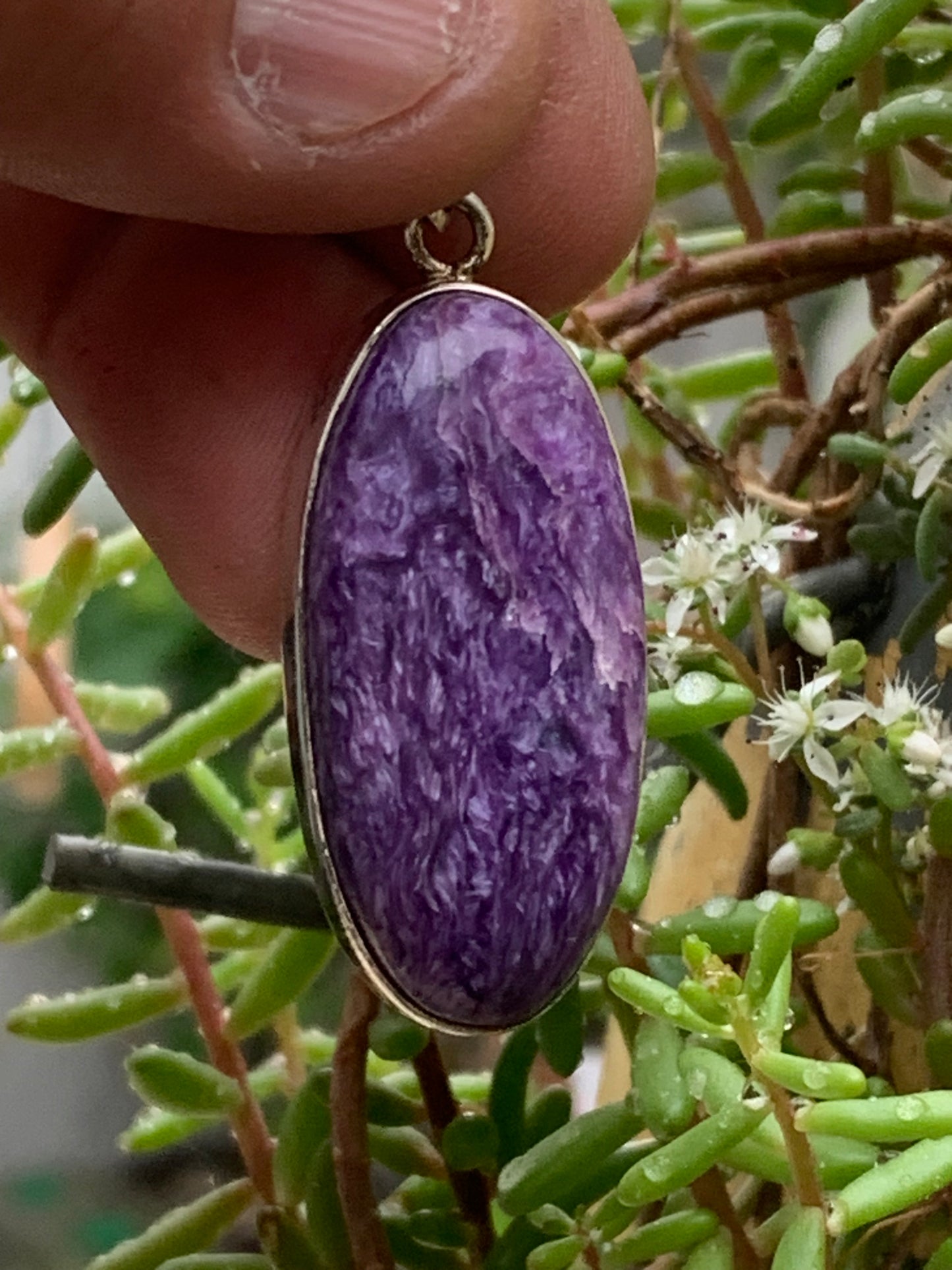 Charoite, magnificent 925 Silver pendant measuring 50mm high x 19mm wide x 9mm thick. Sold with an adjustable black cord!