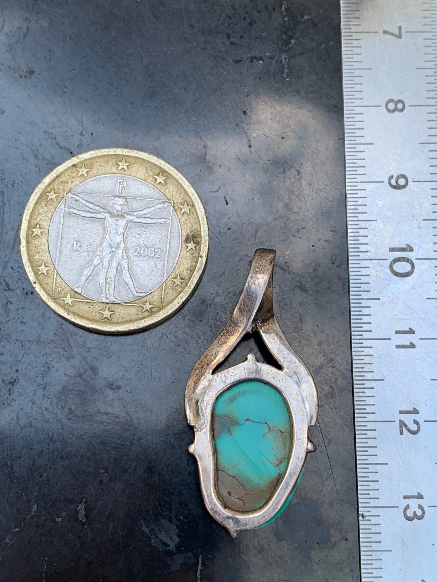 Turquoise Perse ! Pendentif en Argent 925 de 35mm de hauteur x 16 de largeur x 5 d'épaisseur. Vendu avec cordon réglable de couleur noire !