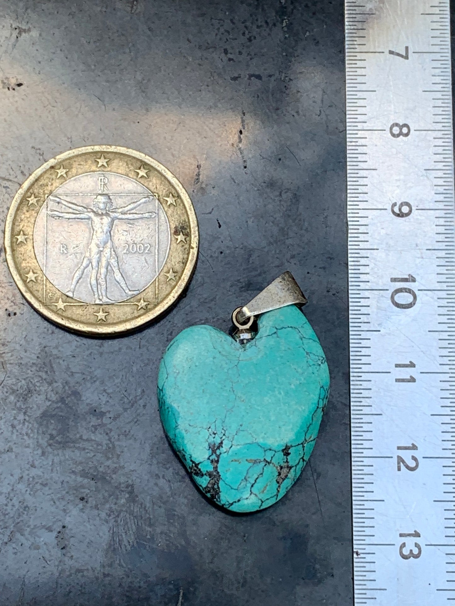 Turquoise de Chine ! Pendentif en Argent 925 de 30mm de hauteur x 20 de largeur x 7 d'épaisseur. Vendu avec cordon réglable de couleur noire !