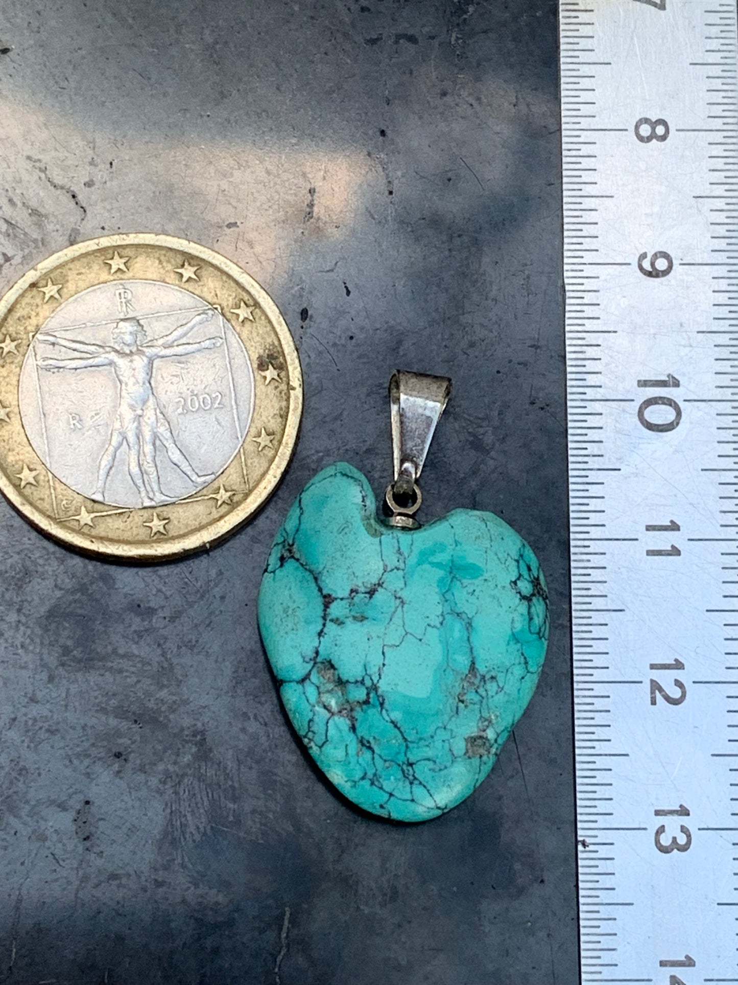 Turquoise de Chine ! Pendentif en Argent 925 de 30mm de hauteur x 20 de largeur x 7 d'épaisseur. Vendu avec cordon réglable de couleur noire !