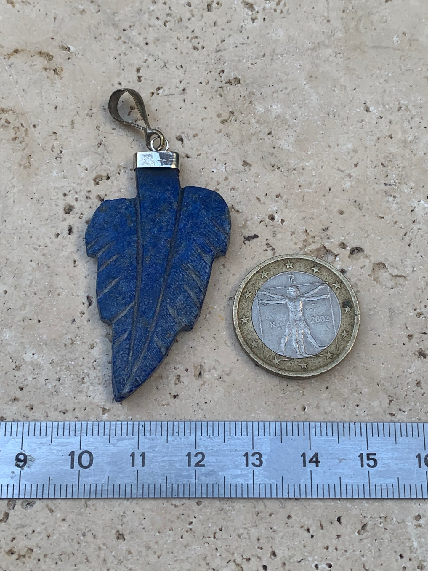 Lapis lazuli, pendentif en Argent 925 fait par G & Z, de 53 millimètres de hauteur x 27 millimètres de largeur x 5 d'épaisseur. Vendu avec un cordon réglable de couleur noire !