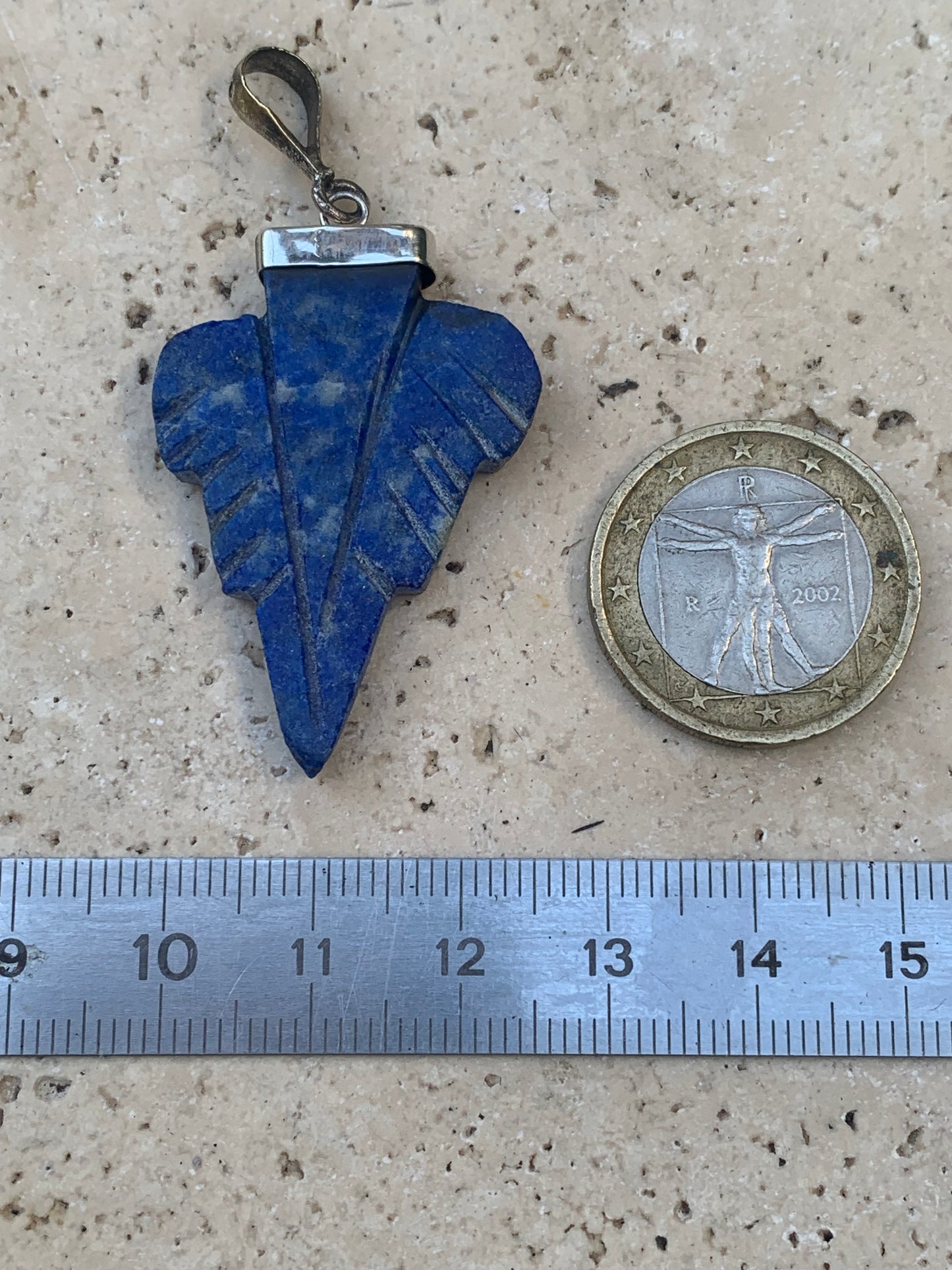 Lapis lazuli, pendentif en Argent 925 fait par G & Z, de 54 millimètres de hauteur x 27 millimètres de largeur x 5 d'épaisseur. Vendu avec un cordon réglable de couleur noire !