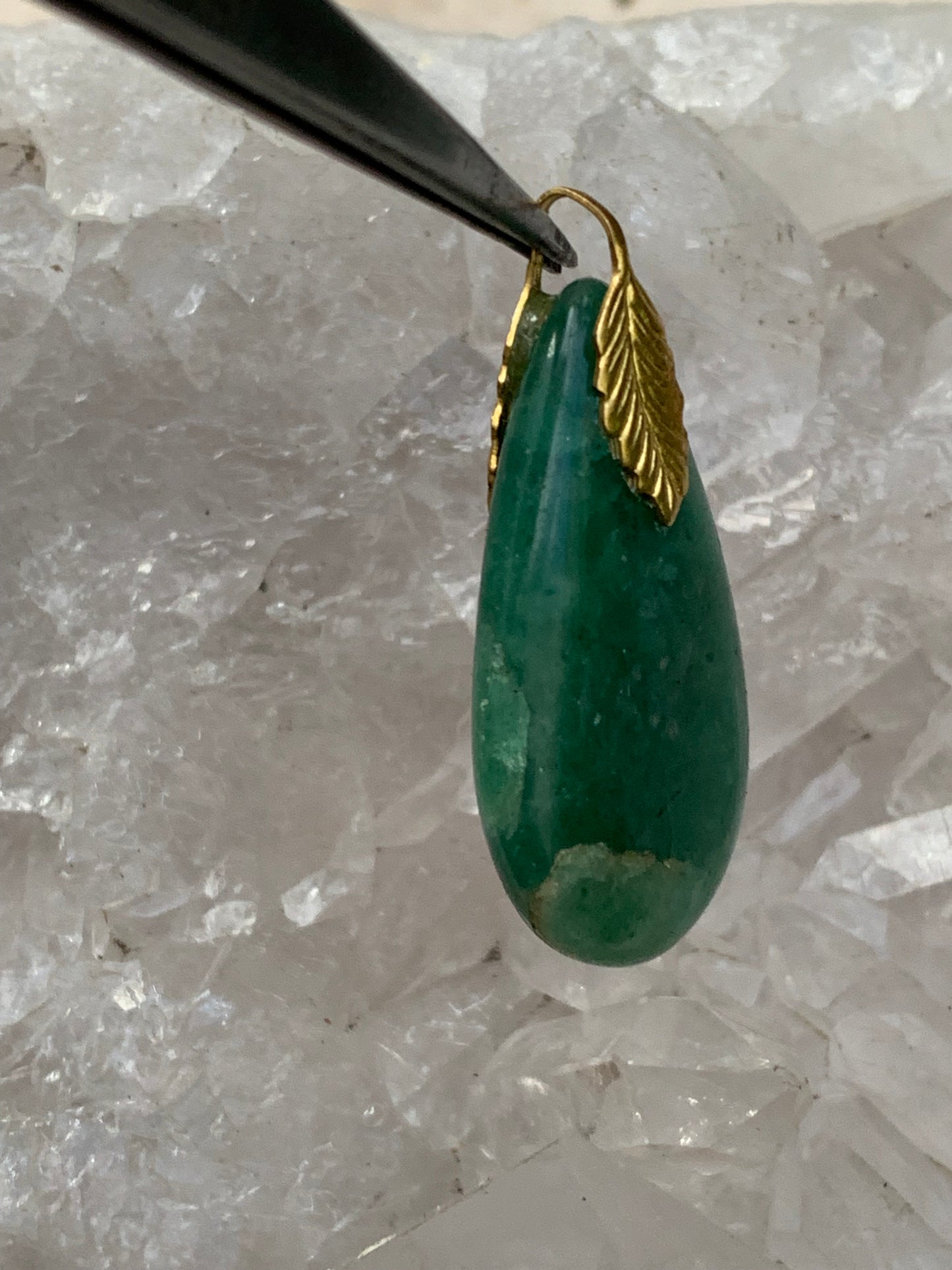 Aventurine/Green Quartz, drop pendant, A to AA quality, approximately 40 x 20 x 8 mm, perfect for jewelry, collecting, lithotherapy...