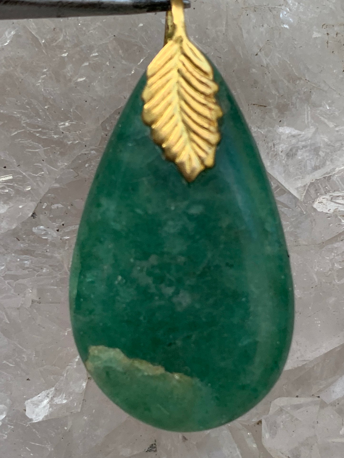 Aventurine/Green Quartz, drop pendant, A to AA quality, approximately 40 x 20 x 8 mm, perfect for jewelry, collecting, lithotherapy...