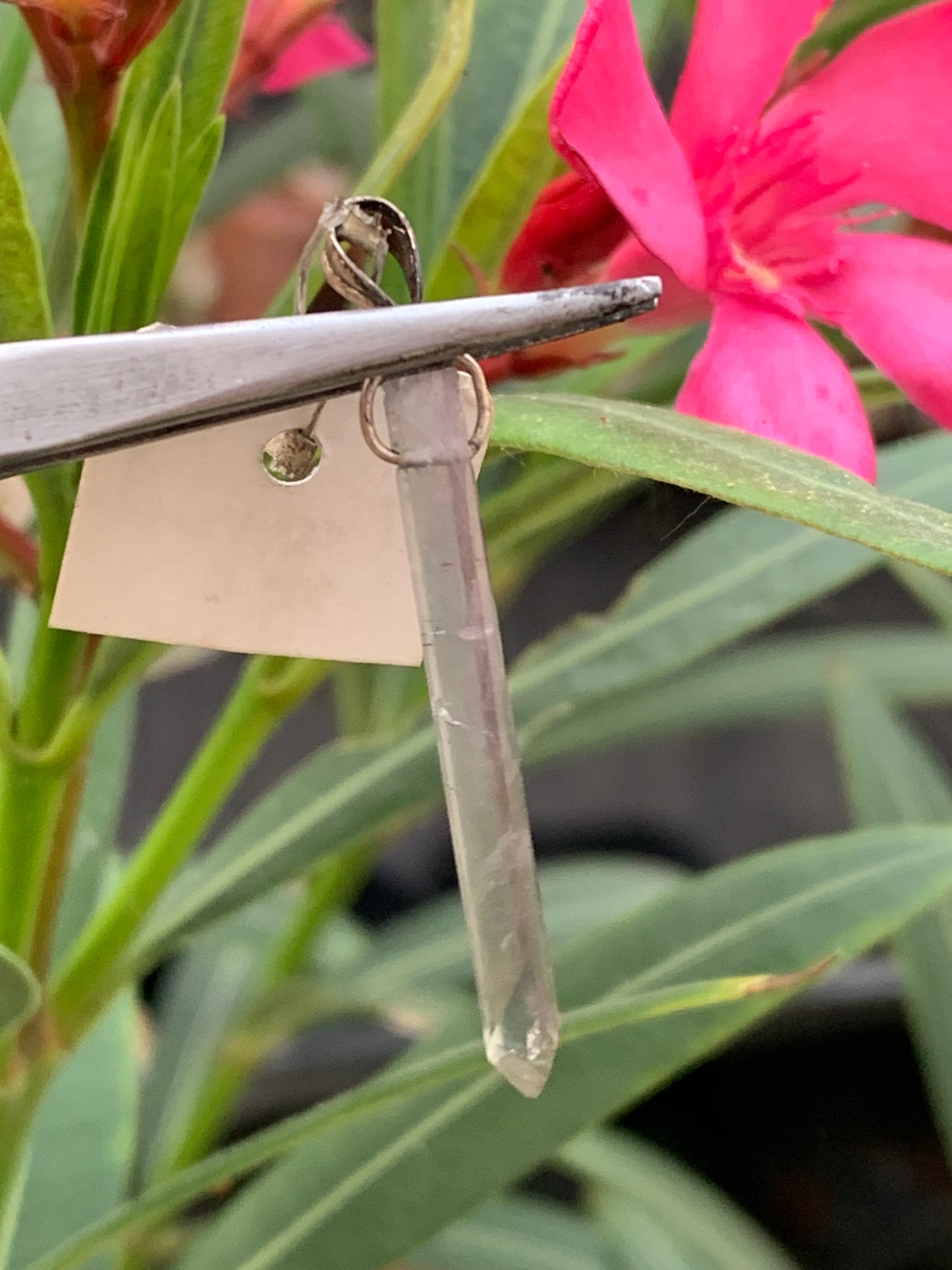 Tourmaline melon d'eau ! Pièce en Argent fait par G&Z de 43 mm de hauteur x4 de largeur x4. Vendu avec cordon réglable de couleur noire !