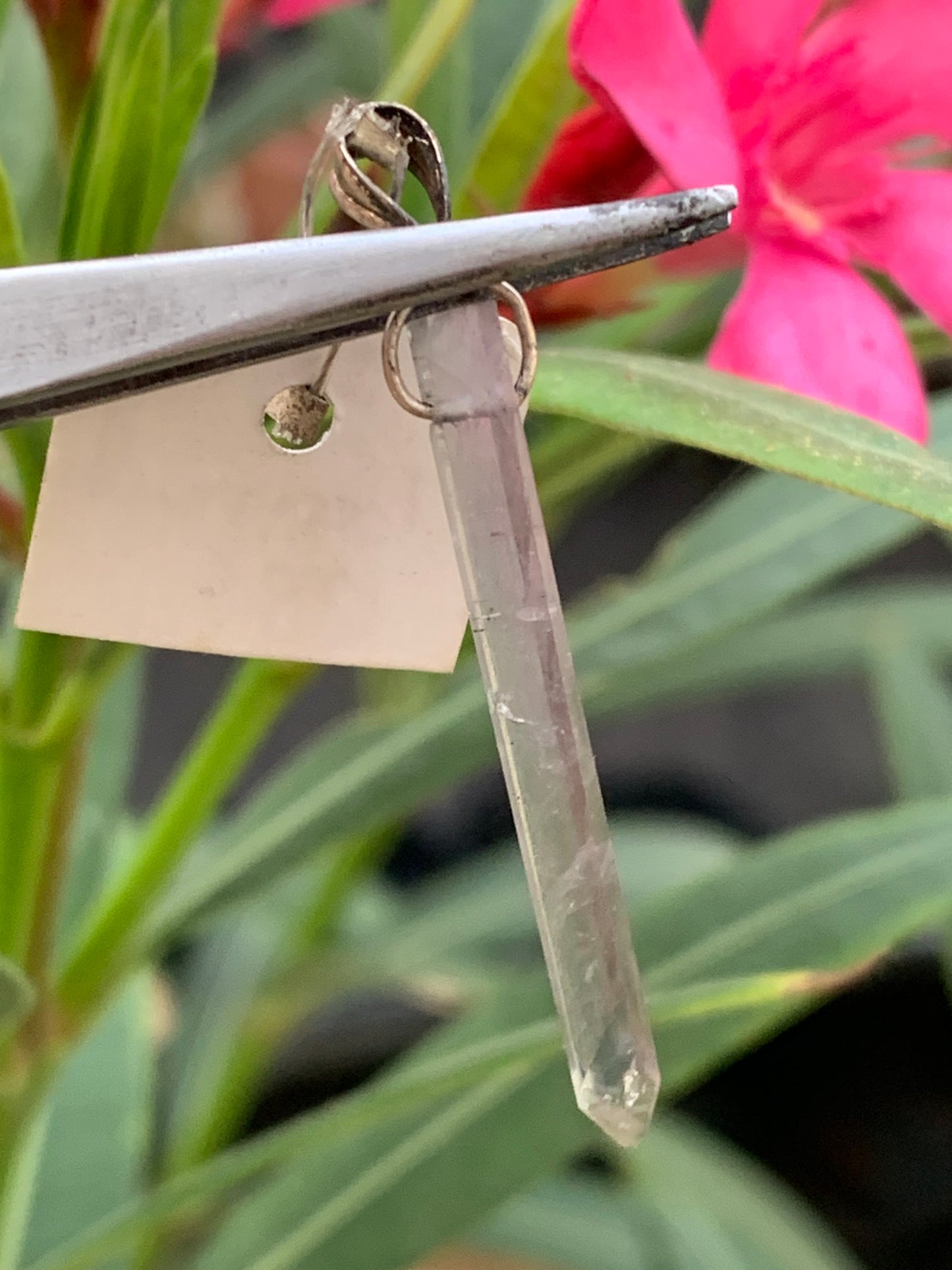 Tourmaline melon d'eau ! Pièce en Argent fait par G&Z de 43 mm de hauteur x4 de largeur x4. Vendu avec cordon réglable de couleur noire !