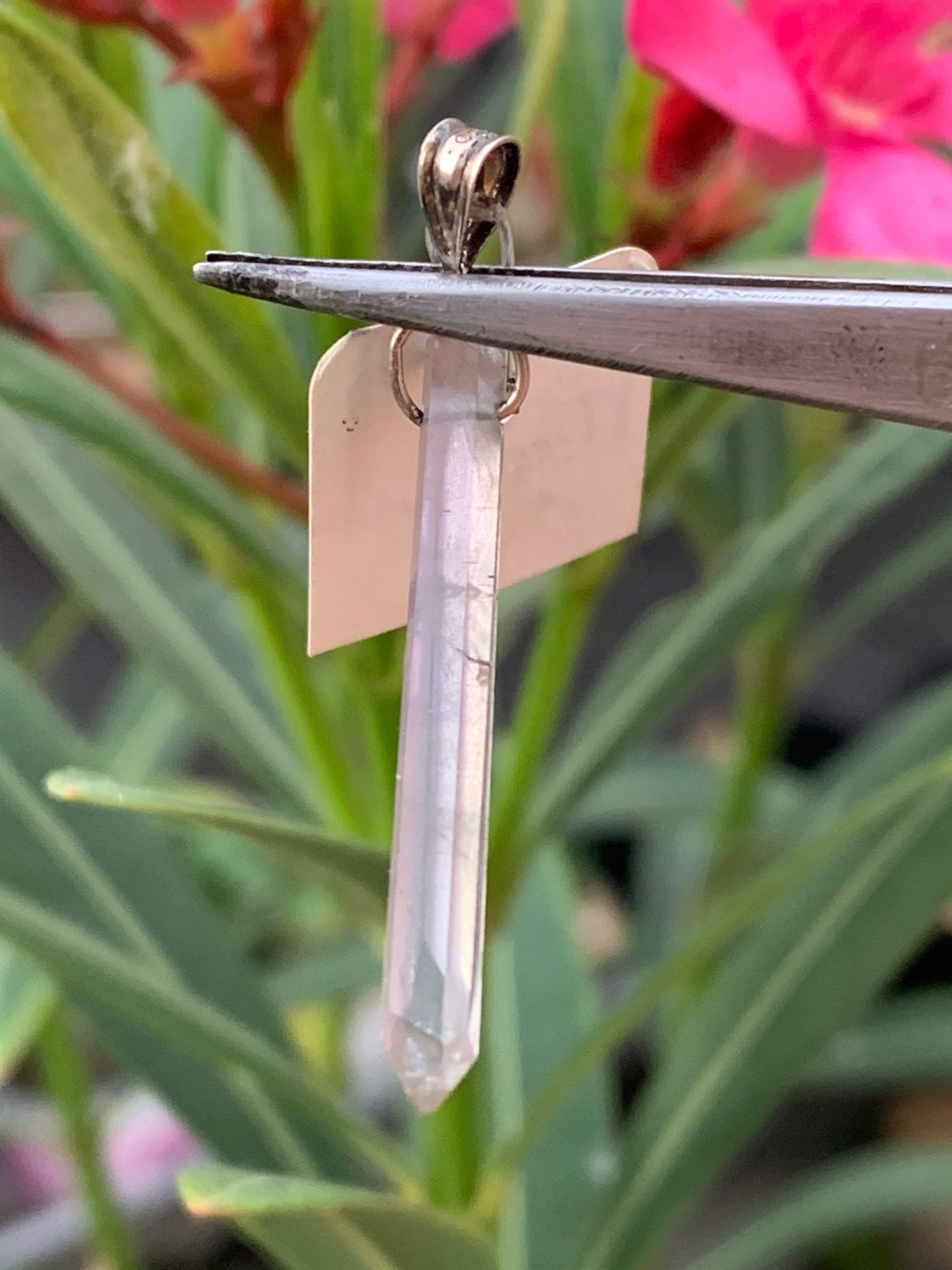 Tourmaline melon d'eau ! Pièce en Argent fait par G&Z de 43 mm de hauteur x4 de largeur x4. Vendu avec cordon réglable de couleur noire !