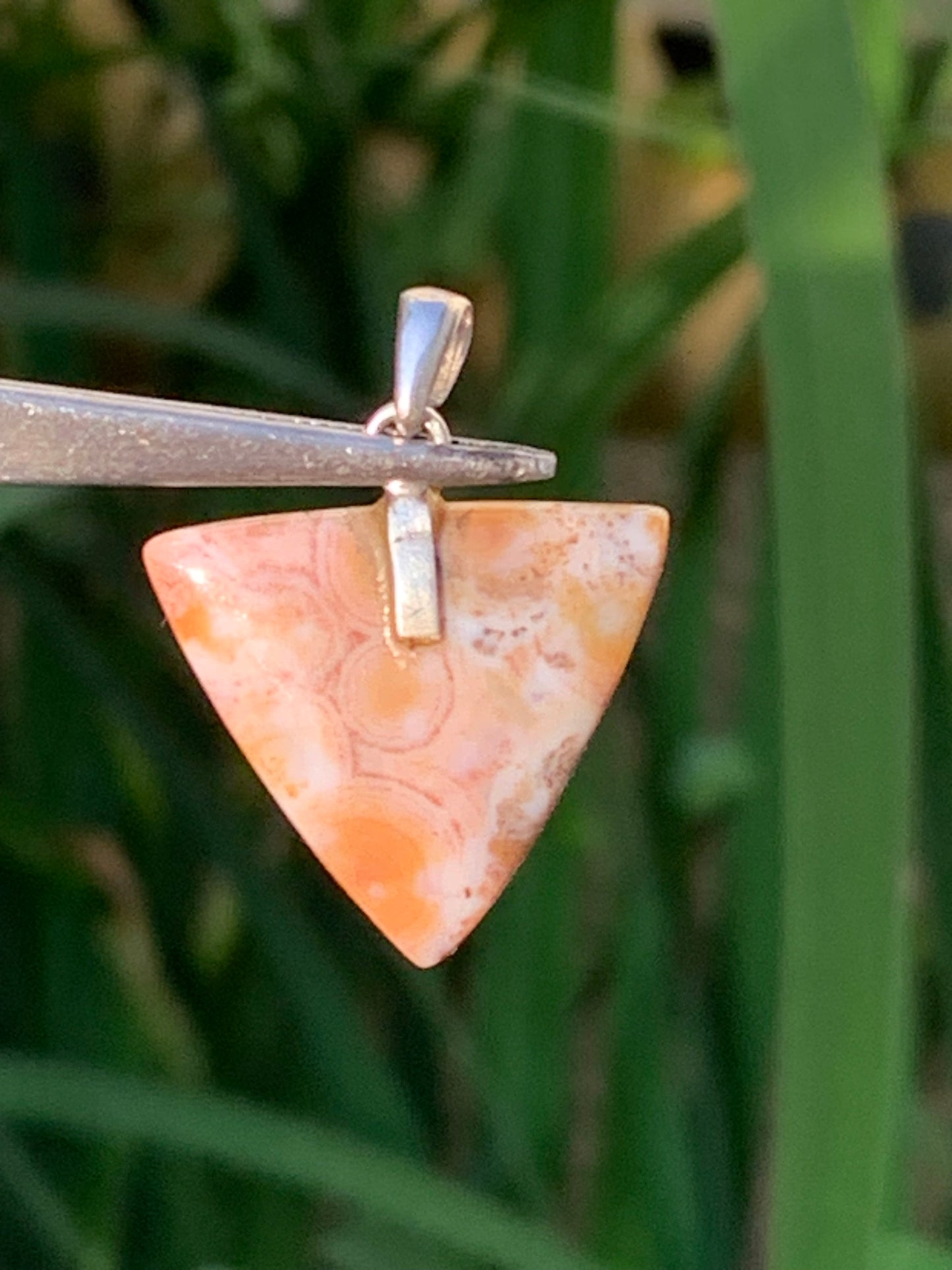Jaspe orbiculaire, pendentif en Argent de 30mm de hauteur x24 de largeur x4 d'épaisseur. Vendu avec cordon réglable !