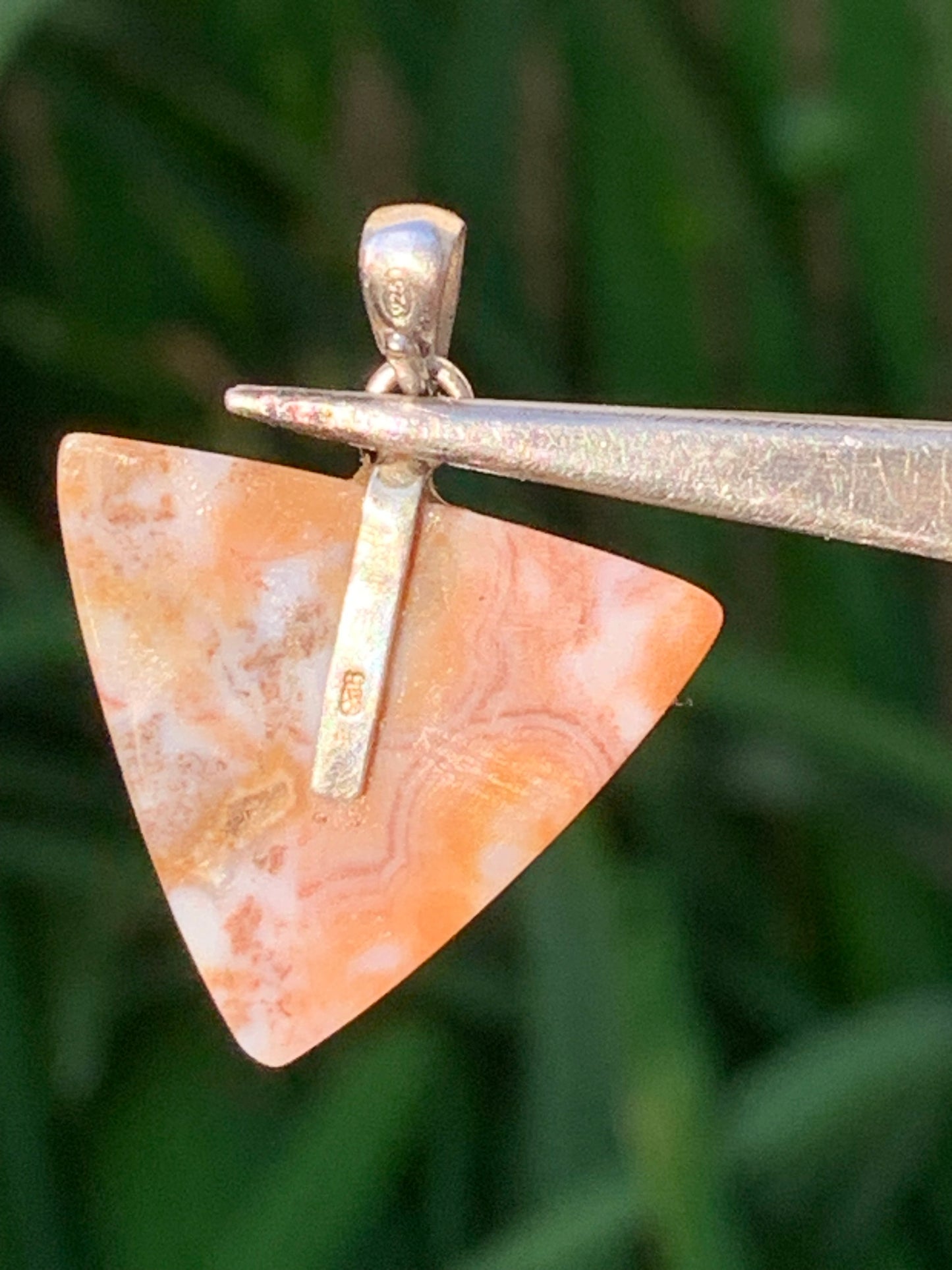 Jaspe orbiculaire, pendentif en Argent de 30mm de hauteur x24 de largeur x4 d'épaisseur. Vendu avec cordon réglable !