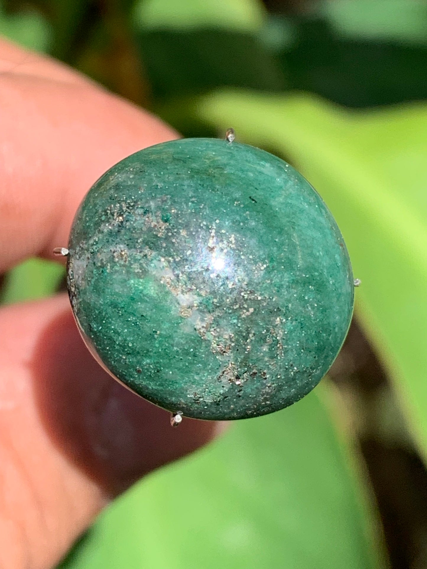 Quartz vert/ Aventurine, cabochon de 20mm x19 x9 - 25 carats. Parfait en bijouterie, collection ,exposition...