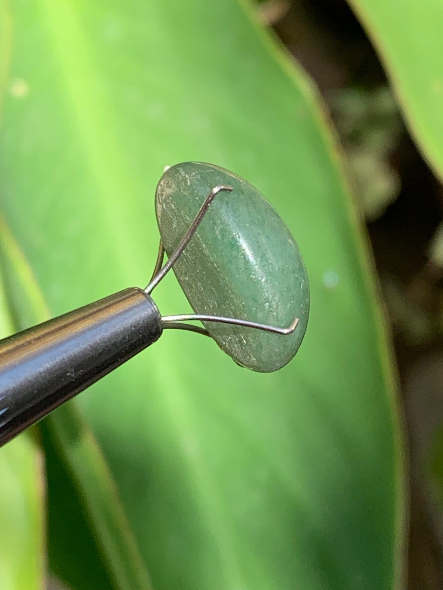 Quartz vert/ Aventurine, cabochon de 17mm x12 x7 - 10,5 carats. Parfait en bijouterie, collection ,exposition...