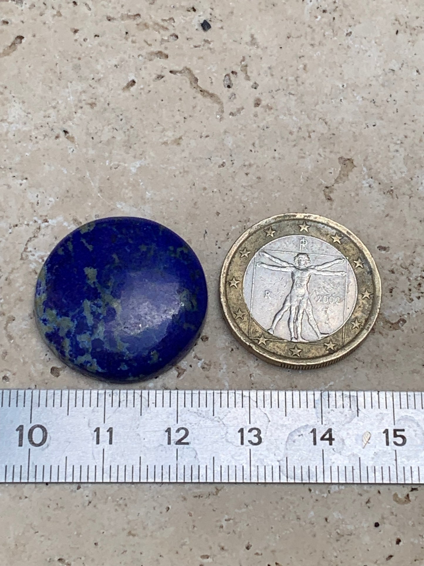 Lapis lazuli, cabochon de 25mm x25 x6 - 29,5 carats. Parfait en bijouterie, collection ,exposition...