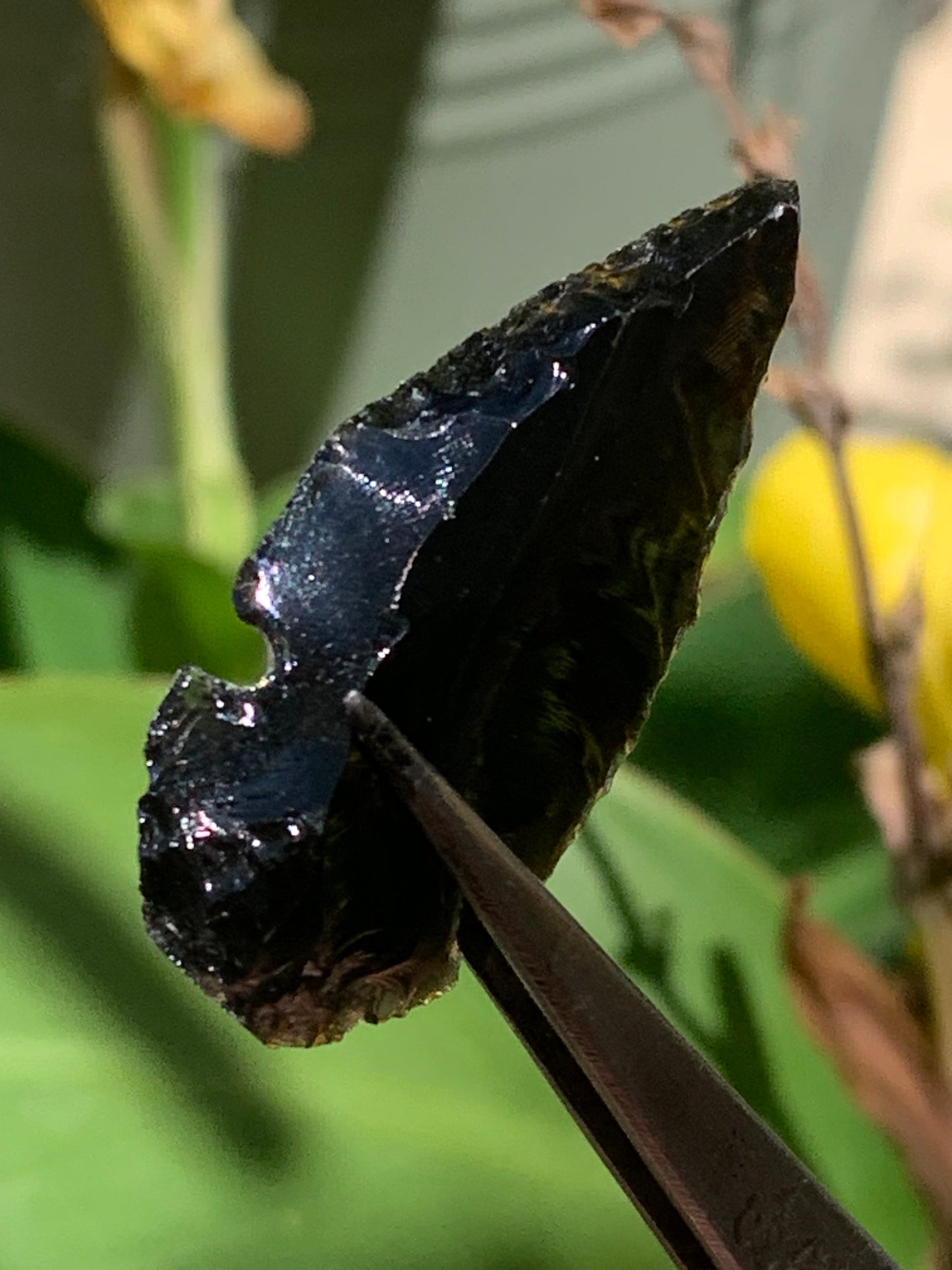 Obsidienne Noire - Pointe de flèche de 45 x 20 x 6 mm - 4,7 grammes. Spècimen récent, taillé au Mexique !