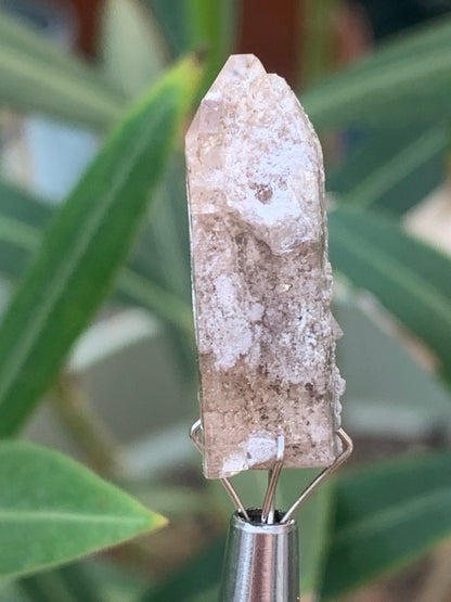 Topaze Impériale, superbe cristal naturel de 27mm x12 x10 - 4,5 grammes. Belle pièce de collection, unique et assez rare !
