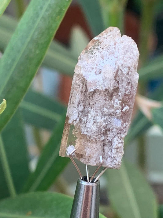 Topaze Impériale, superbe cristal naturel de 27mm x12 x10 - 4,5 grammes. Belle pièce de collection, unique et assez rare !