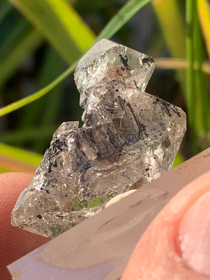Cristal de roche/ Quartz Herkimer, pièce brute et naturelle, de 30mm x26 x14 - 8,3 grammes. Parfait en collection, exposition, lapidage..., spécimen brut de 32mm x21 x20 - 18 grammes. Parfait en collection, exposition, lapidage...